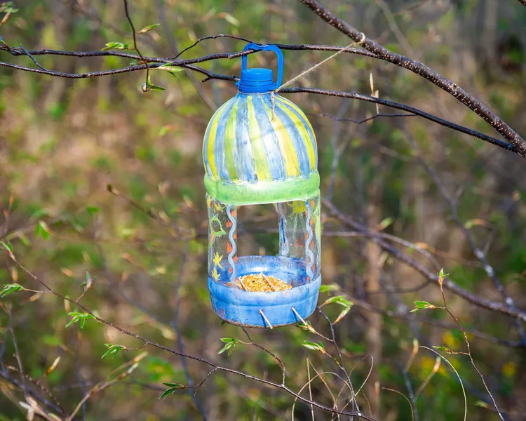Little Acorns Bird Feeder