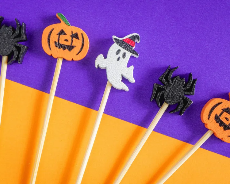 Little Acorns- Halloween Garden