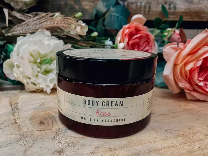 Body Cream - Rose - 250ml - image 2