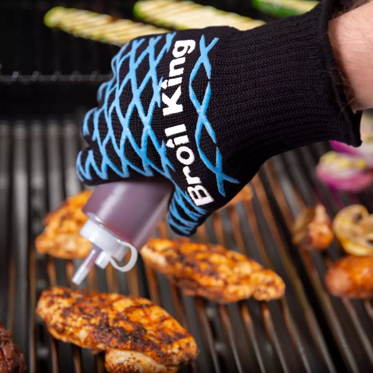 Broil King Grilling Mitts - image 1