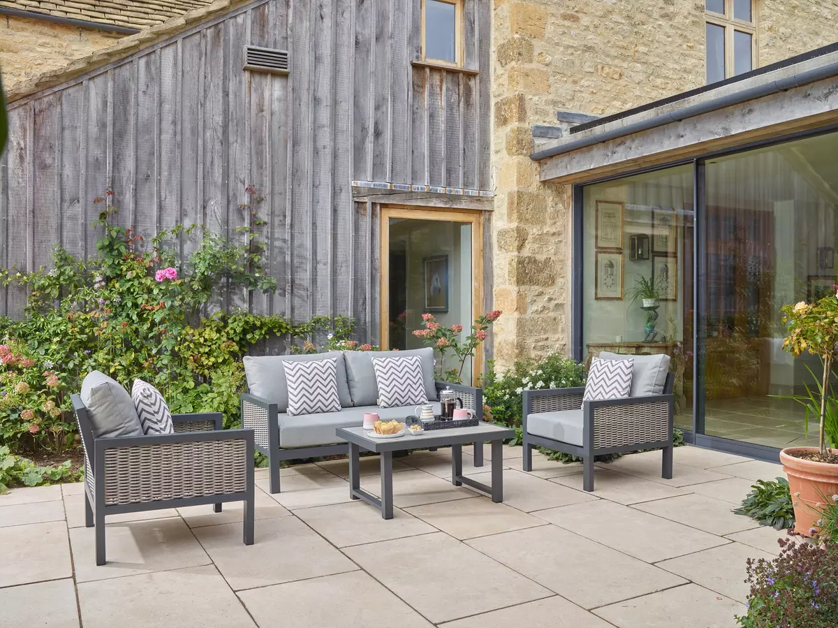 Buckland Sofa Set - image 4