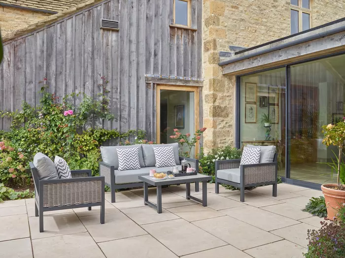 Buckland Sofa Set - image 4