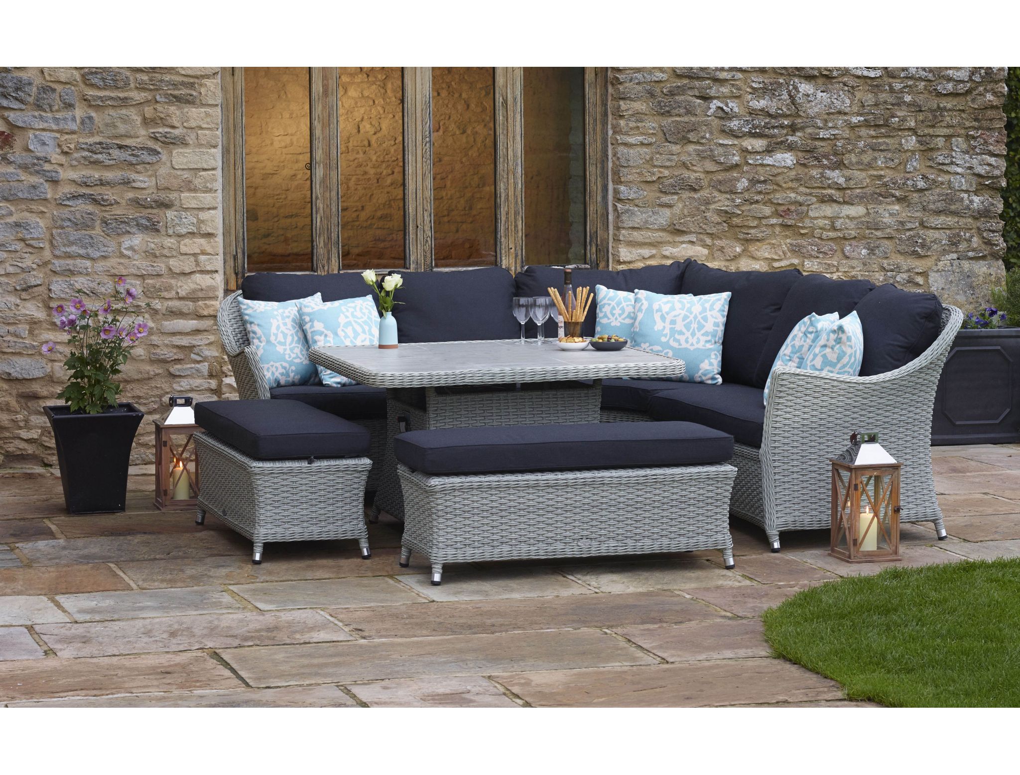 Chatsworth Casual Corner Dining Set Frosts Garden Centres