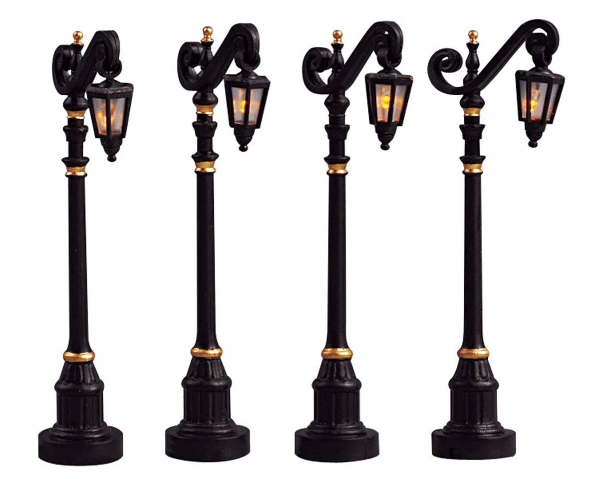 Lemax - Colonial Street Lamp - set of 4