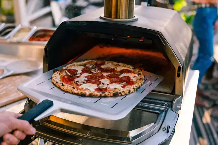 Ooni Karu Pizza Oven - 16" - image 1