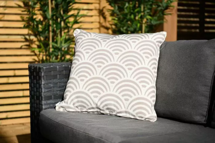 Splash-proof Cushion - Shell Silver Grey - image 1
