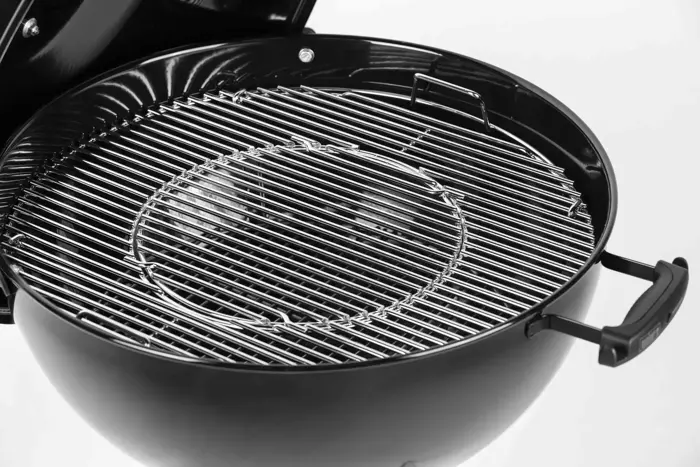 Weber Master Touch GBS E-5750 - Black - image 2