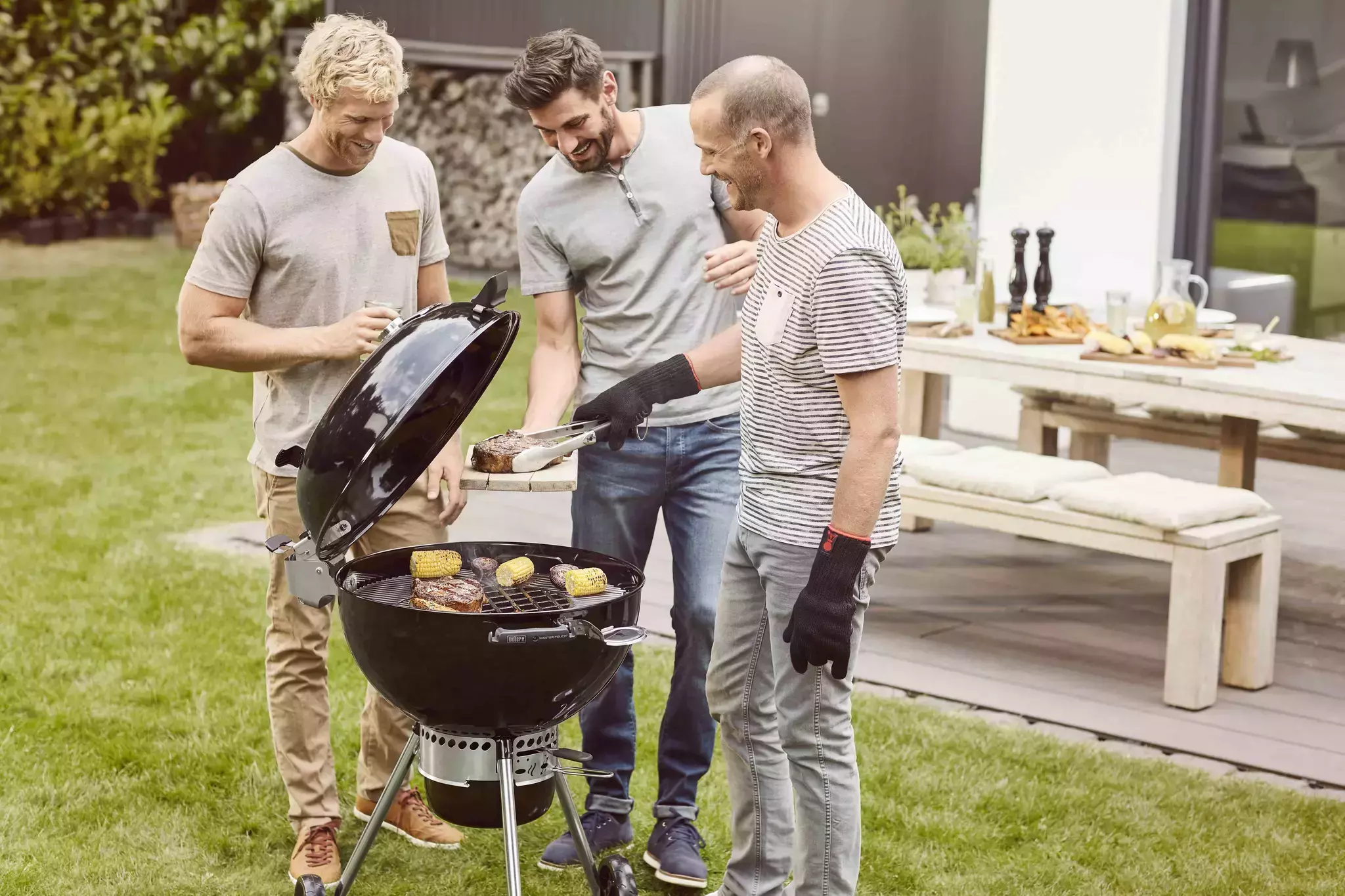 Master touch. Угольный гриль Weber Master-Touch GBS Premium e-5770 57 см черный. Угольный гриль Weber Master Touch GBS 5750. Гриль угольный Weber Master-Touch GBS, E-5750, 57 см черный,. Гриль Вебер мастер тач.