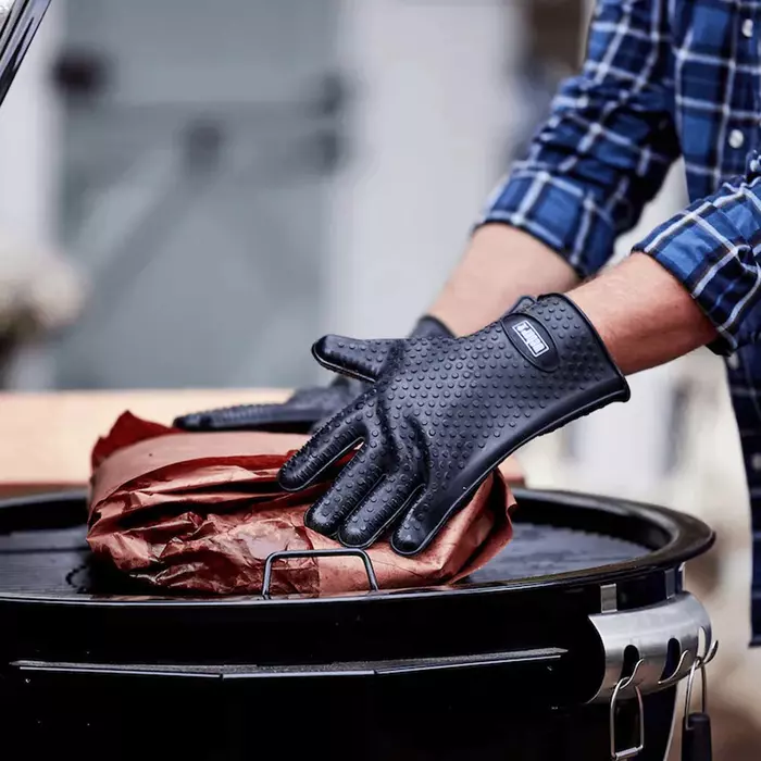 Weber Silicone Grilling Gloves - image 3